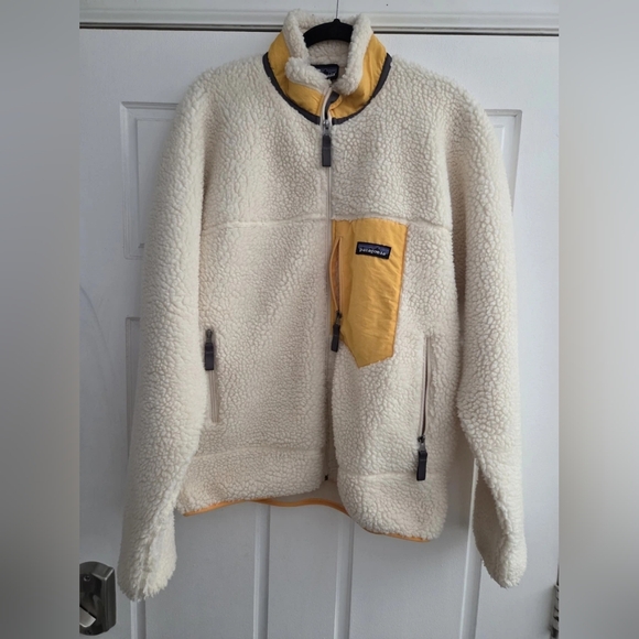 Patagonia Other - Ivory PATAGONIA Deep Pile Sherpa Fleece Jacket